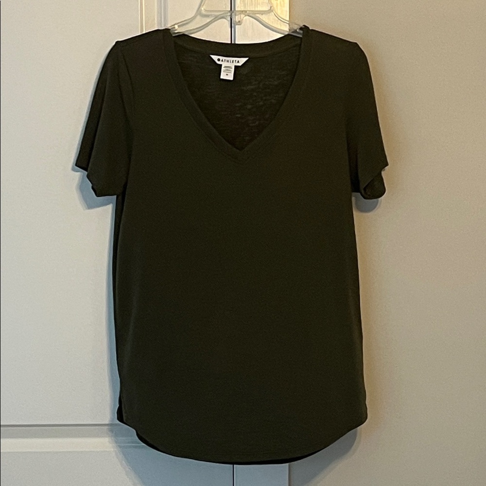 Athleta Women's Hunter Green V-Neck Top